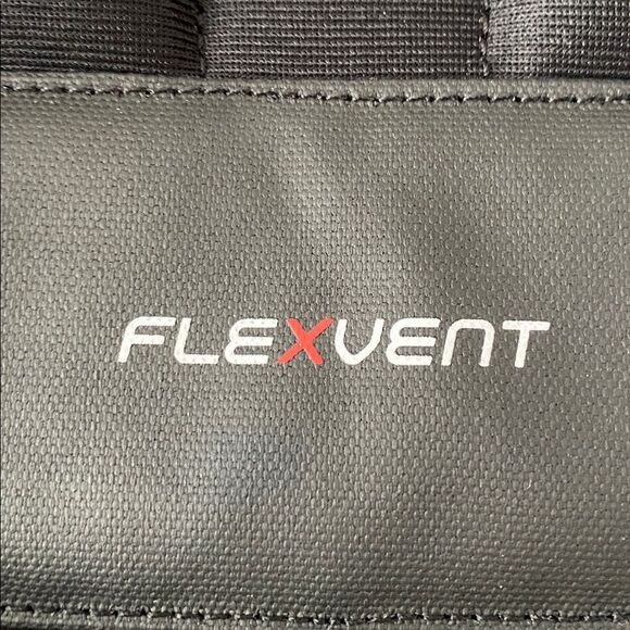 The North Face Recon FlexVent Black Backpack 15” Laptop Casual Office Gift NWOT - Picture 12 of 15